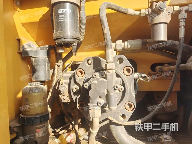 電瓶（大件艙室）