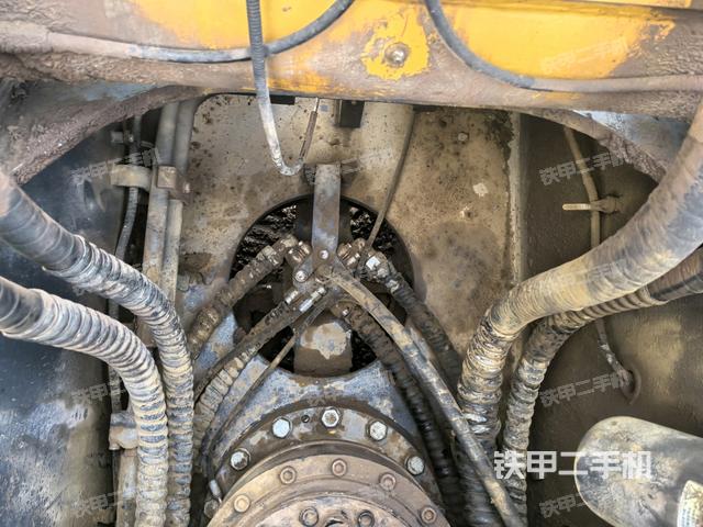 回轉(zhuǎn)馬達(dá)（上車部件）