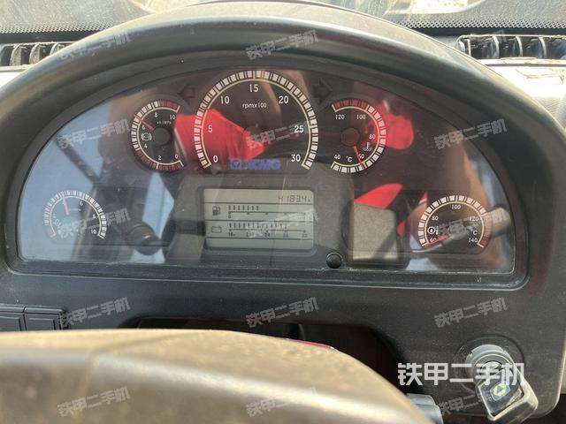駕駛室操作臺(整機外觀及大件) 駕駛室操作臺(整機外觀及大件)