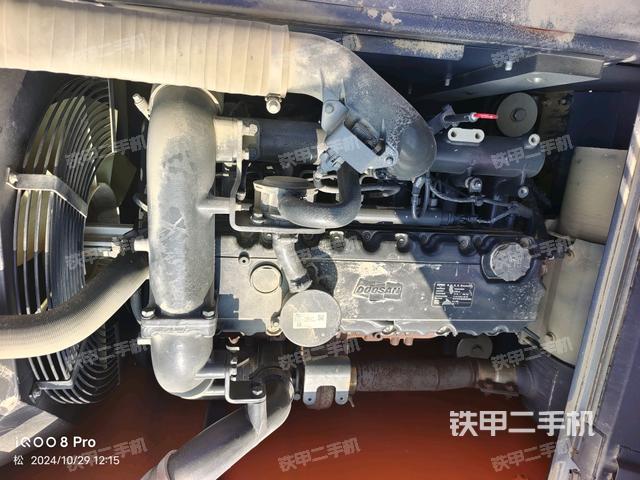 發(fā)動(dòng)機(jī)整體俯視（整機(jī)外觀）