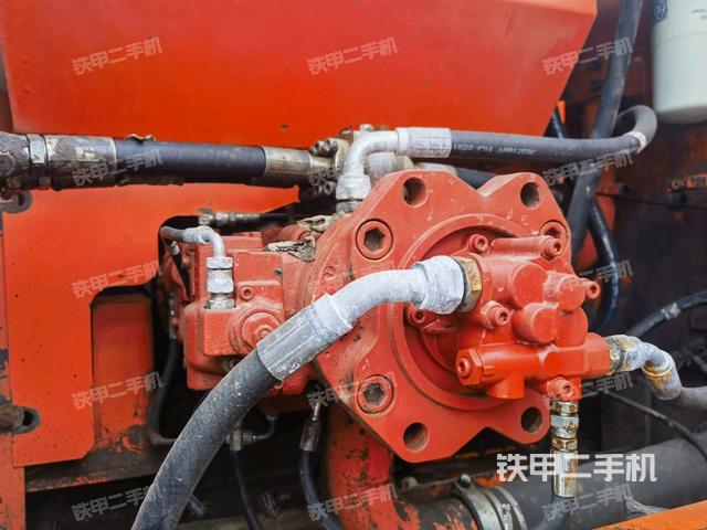 液壓泵室(大件艙室) 液壓泵室(大件艙室)