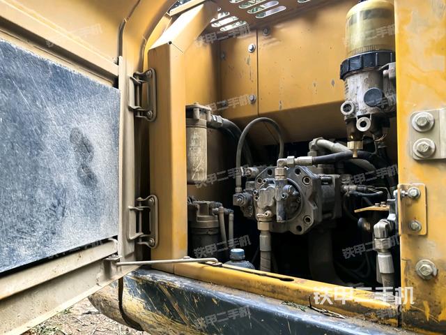 液壓泵室（大件艙室）