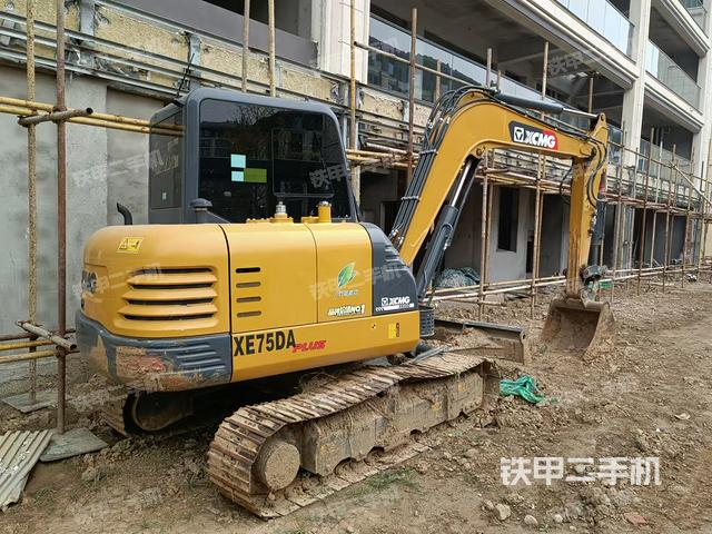 右后45(整機外觀) 右后45(整機外觀)