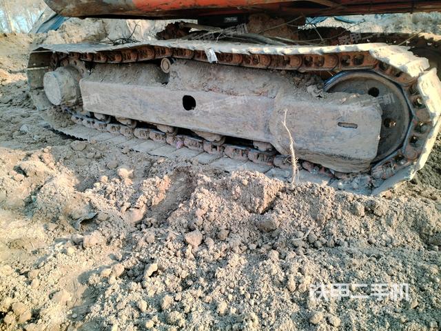 右側(cè)履帶整體?(行走機(jī)構(gòu)) 右側(cè)履帶整體?(行走機(jī)構(gòu))