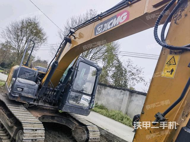 大臂整體?右側(cè)(工作和回轉(zhuǎn)裝置) 大臂整體?右側(cè)(工作和回轉(zhuǎn)裝置)