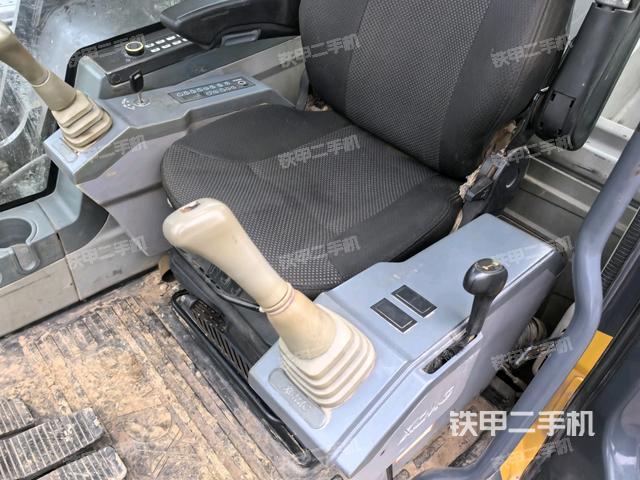 后窗玻璃角標(biāo)（駕駛室部分）