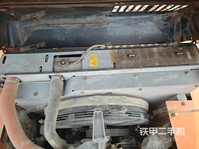 液壓泵斜45?左(大件艙室) 液壓泵斜45?左(大件艙室)