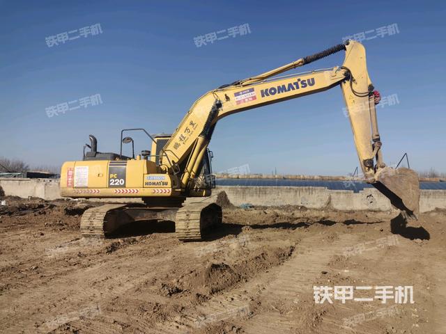 整機(jī)右后45°(整機(jī)外觀) 整機(jī)右后45°(整機(jī)外觀)