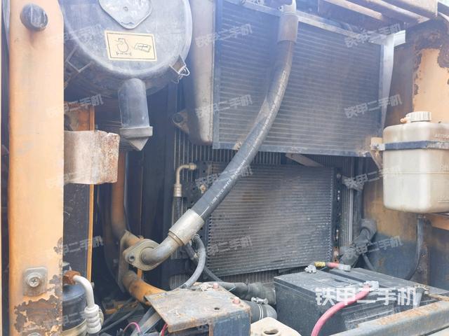 散熱器正面（大件艙室）