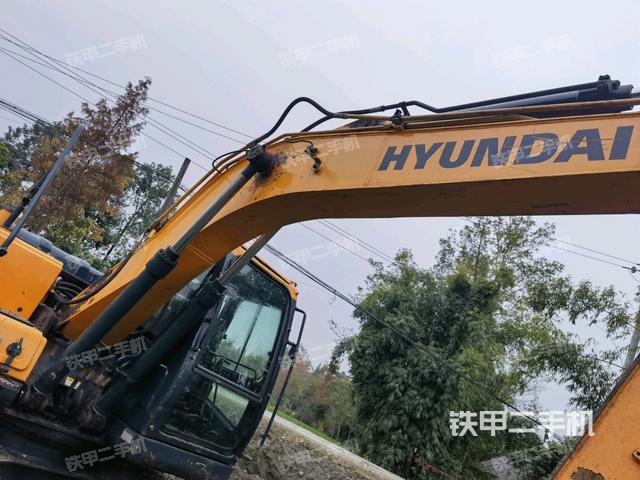 大臂整體?右側(cè)(工作和回轉(zhuǎn)裝置) 大臂整體?右側(cè)(工作和回轉(zhuǎn)裝置)