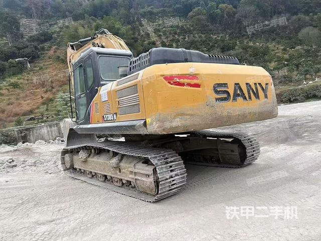 三一重工SY245H挖掘機