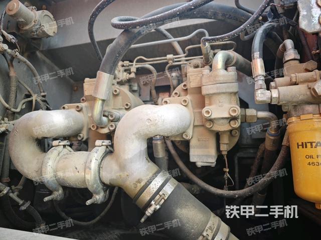 液壓泵室(大件艙室) 液壓泵室(大件艙室)