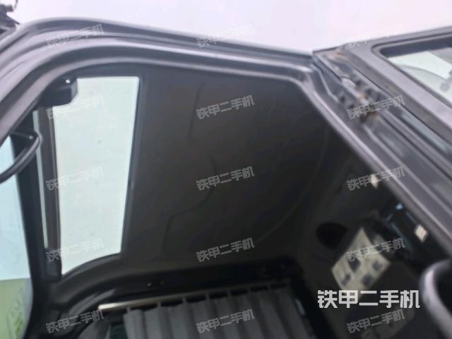 頂棚整體(駕駛室部分) 頂棚整體(駕駛室部分)