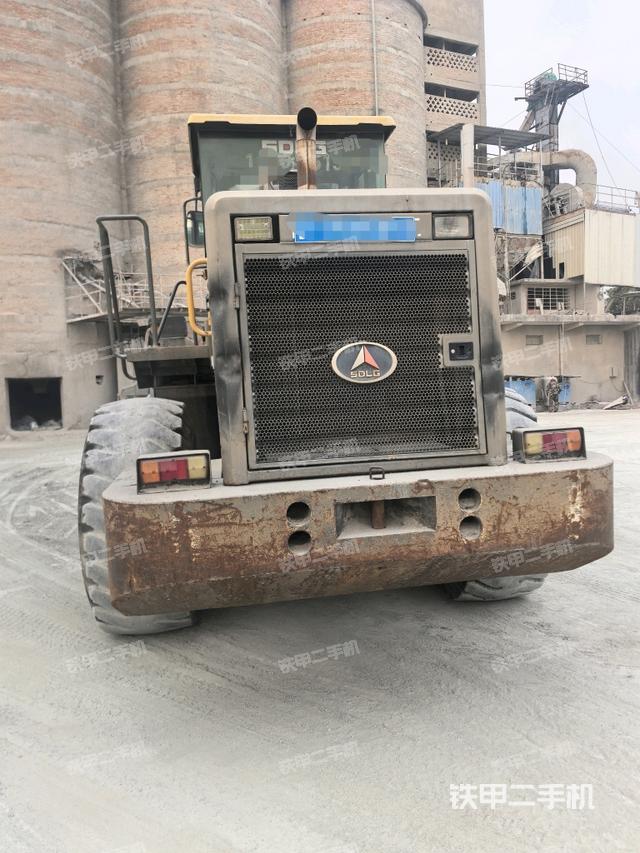 正后方（整機外觀）