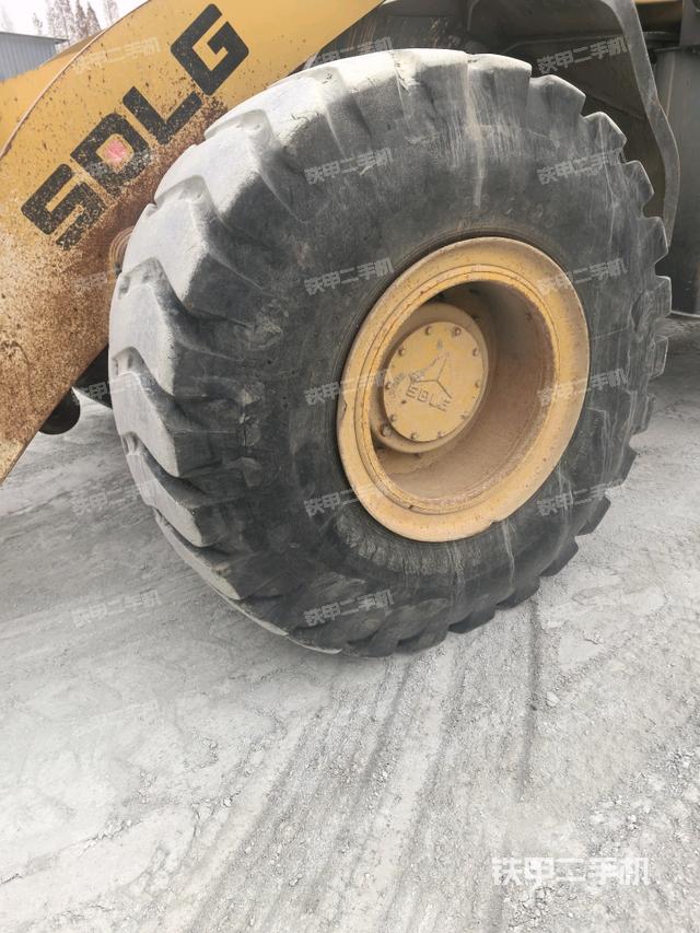 左前輪（行走機構）