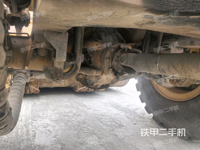 前驅動橋（液壓/傳動系統(tǒng)）