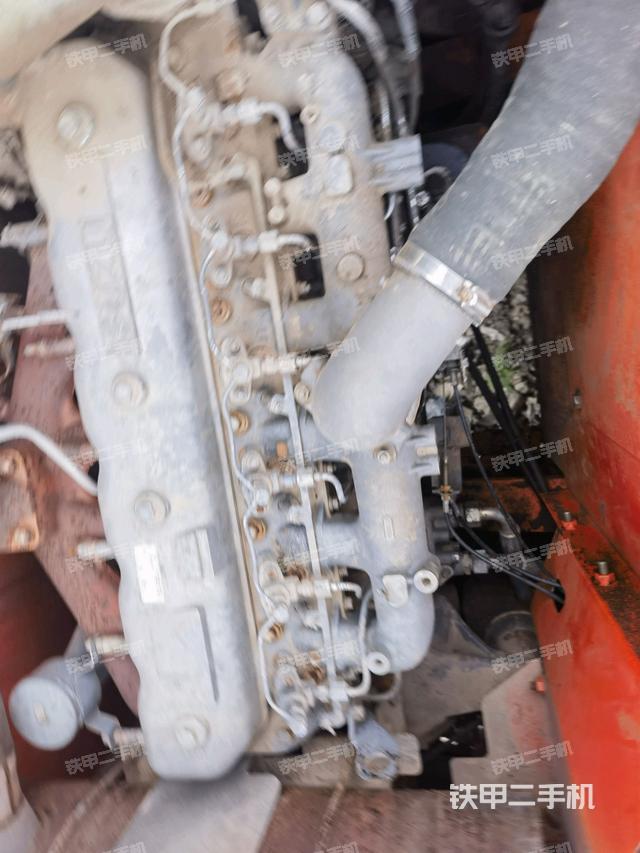 氣門(mén)室蓋螺絲特寫(xiě)(上車(chē)部件) 氣門(mén)室蓋螺絲特寫(xiě)(上車(chē)部件)