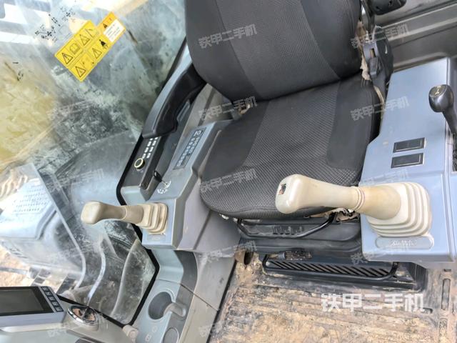 座椅后部（駕駛室部分）