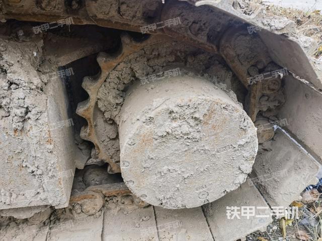 左驅(qū)動(dòng)輪(行走機(jī)構(gòu)) 左驅(qū)動(dòng)輪(行走機(jī)構(gòu))