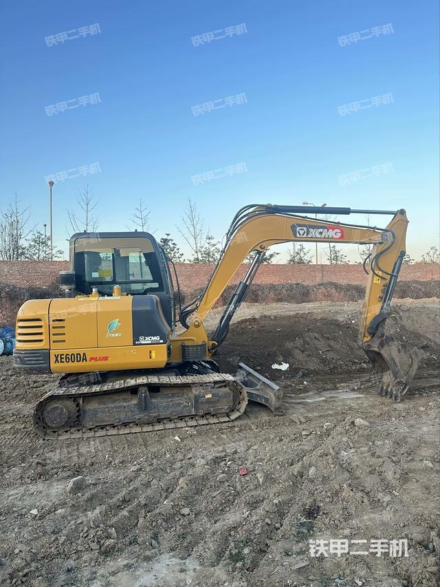 整機右后45°（整機外觀）