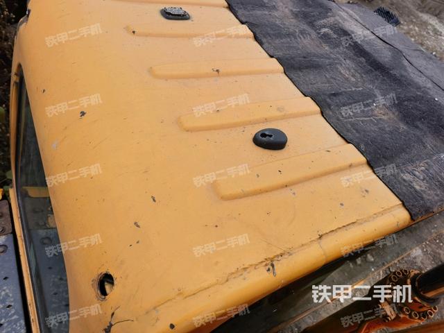 駕駛室頂部俯視（上車(chē)部件）