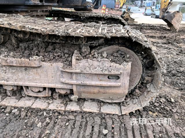 左導(dǎo)向輪（行走機構(gòu)）