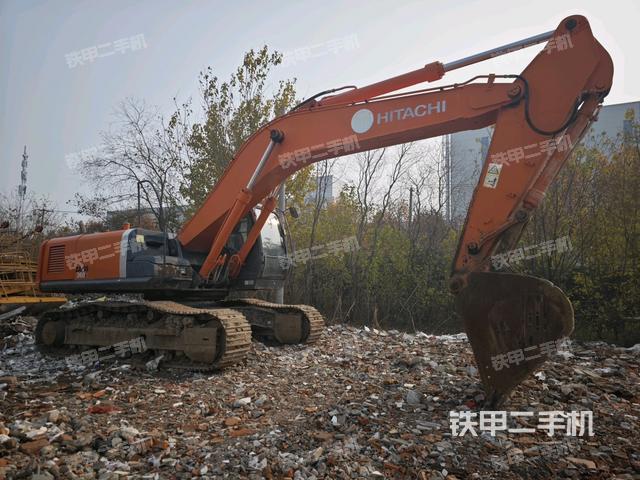 右前45(整機(jī)外觀) 右前45(整機(jī)外觀)