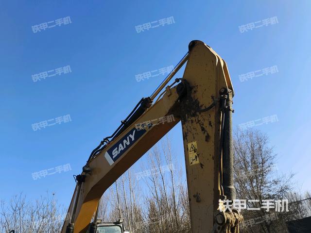 大臂整體?右側(cè)(工作和回轉(zhuǎn)裝置) 大臂整體?右側(cè)(工作和回轉(zhuǎn)裝置)