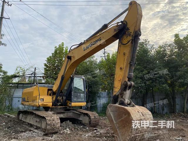 右前45(整機外觀) 右前45(整機外觀)