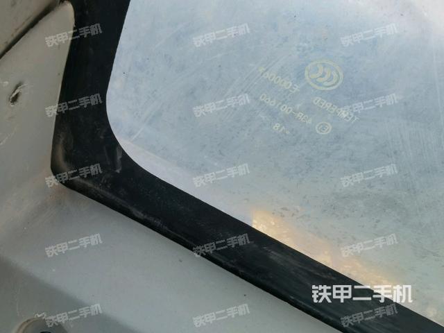 后窗玻璃角標(biāo)(駕駛室部分) 后窗玻璃角標(biāo)(駕駛室部分)