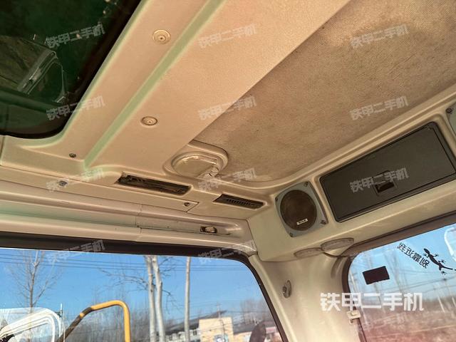 駕駛室頂部（整機(jī)外觀）