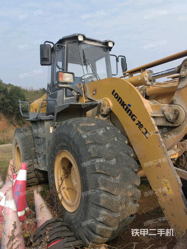 右前45°（整機外觀）