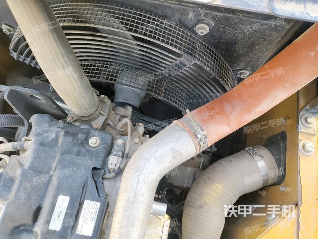 水箱+風(fēng)扇特寫(上車部件) 水箱+風(fēng)扇特寫(上車部件)