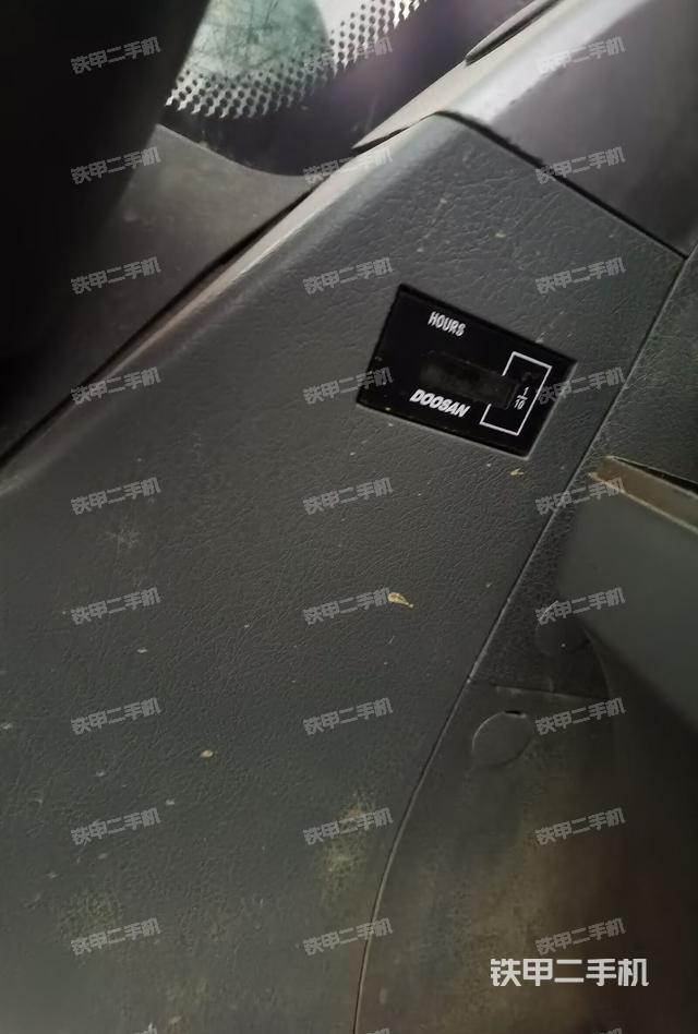 小時表(駕駛室部分) 小時表(駕駛室部分)