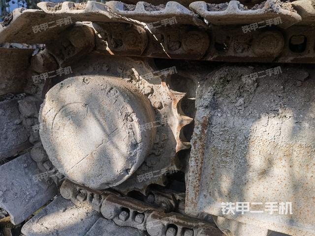 右驅(qū)動輪(行走機構(gòu)) 右驅(qū)動輪(行走機構(gòu))