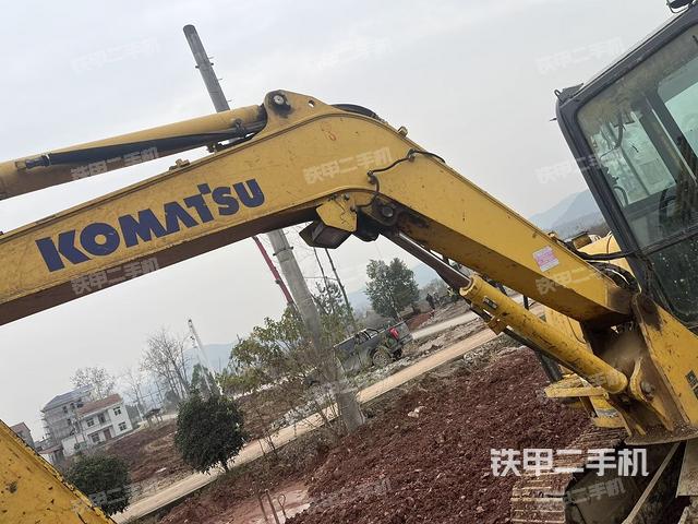 大臂整體?右側(cè)(工作和回轉(zhuǎn)裝置) 大臂整體?右側(cè)(工作和回轉(zhuǎn)裝置)