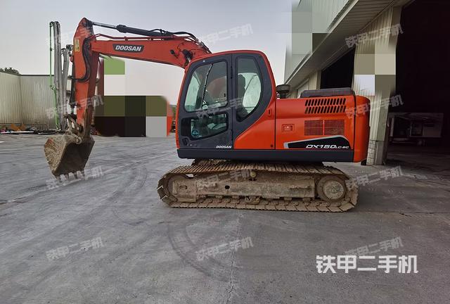 左后45(整機外觀) 左后45(整機外觀)