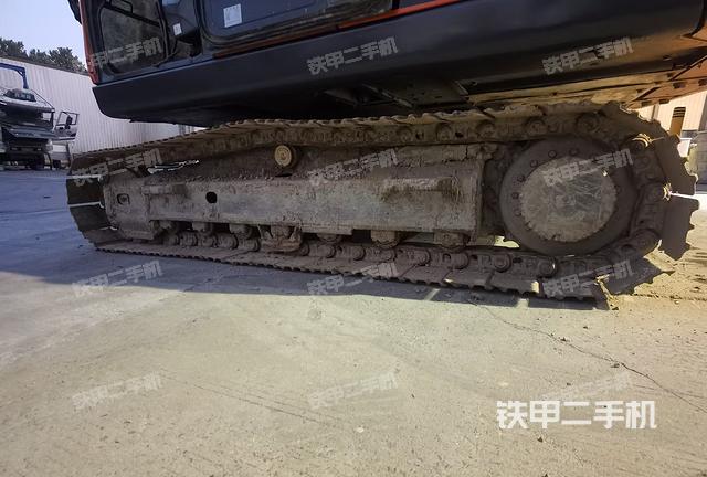 左側(cè)履帶整體?(行走機構(gòu)) 左側(cè)履帶整體?(行走機構(gòu))