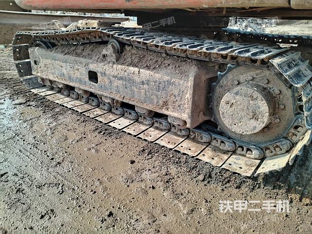 左側(cè)履帶整體?（行走機(jī)構(gòu)）