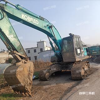 神鋼SK210LC-8挖掘機(jī)