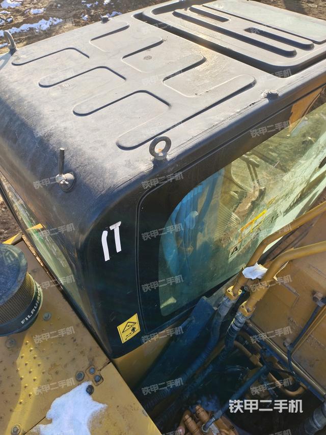 駕駛室頂部俯視(上車部件) 駕駛室頂部俯視(上車部件)