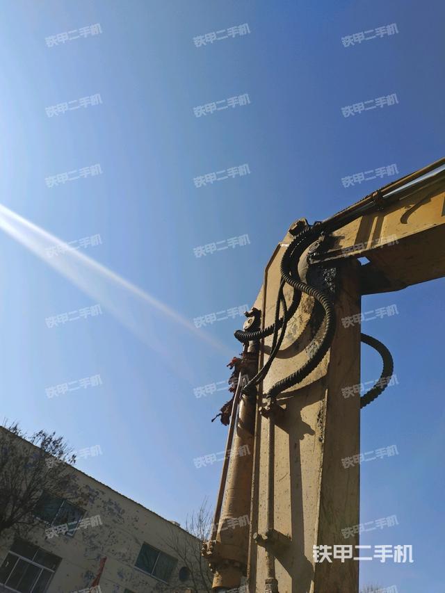 大臂整體?右側(cè)(工作和回轉(zhuǎn)裝置) 大臂整體?右側(cè)(工作和回轉(zhuǎn)裝置)