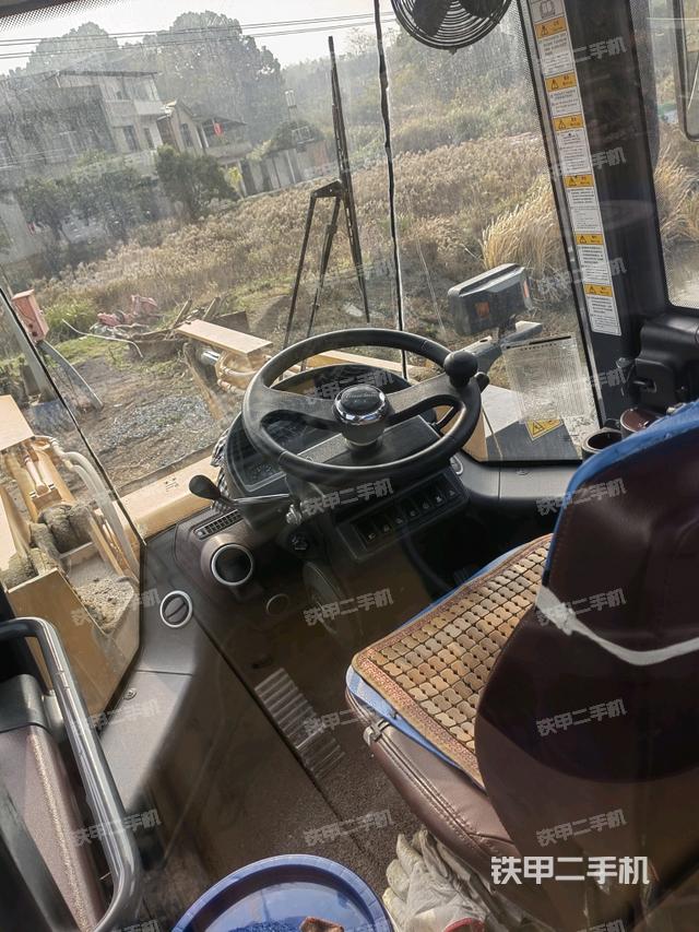 頂棚整體  內(nèi)（駕駛室部分）