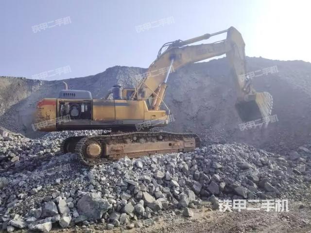 整機右后45°（整機外觀）