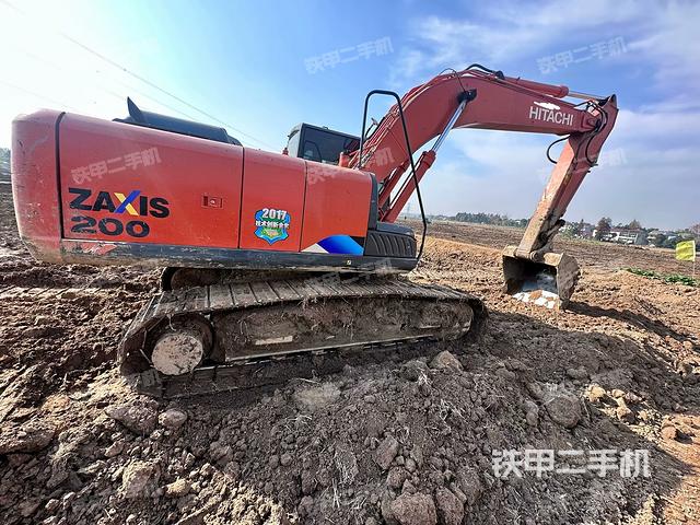整機右后45°(整機外觀) 整機右后45°(整機外觀)