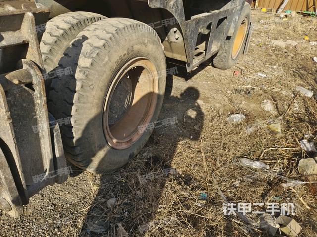 右側(cè)行走馬達(dá)蓋板(行走機(jī)構(gòu)) 右側(cè)行走馬達(dá)蓋板(行走機(jī)構(gòu))