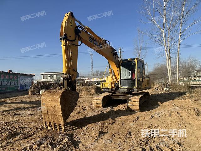 駕駛室整體（整機(jī)外觀）