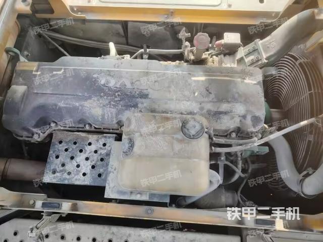 發(fā)動(dòng)機(jī)整體俯視(整機(jī)外觀) 發(fā)動(dòng)機(jī)整體俯視(整機(jī)外觀)