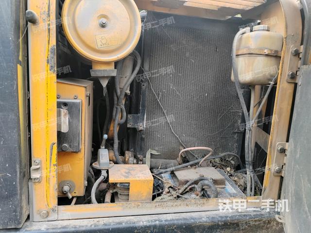 液壓泵室（大件艙室）