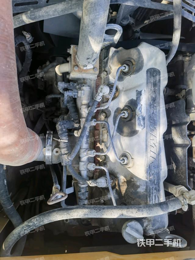 氣門室蓋螺絲特寫（上車部件）